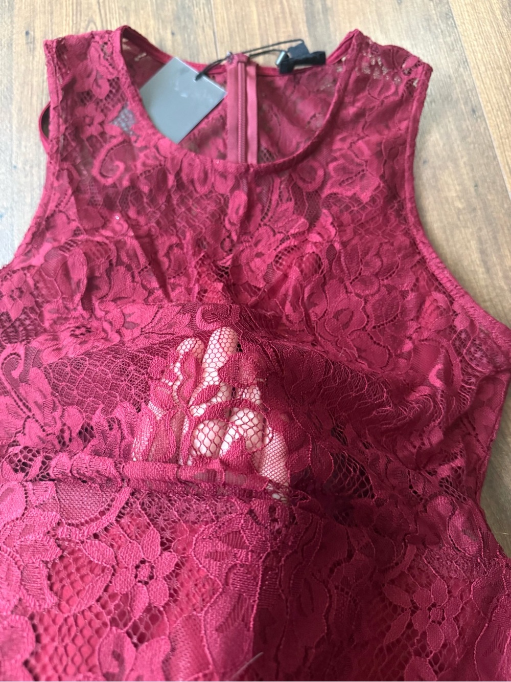 NBD Women’s Wine Red Floral Lace Sheath Cocktail Midi Dress Size S NWT - Picture 7 of 11